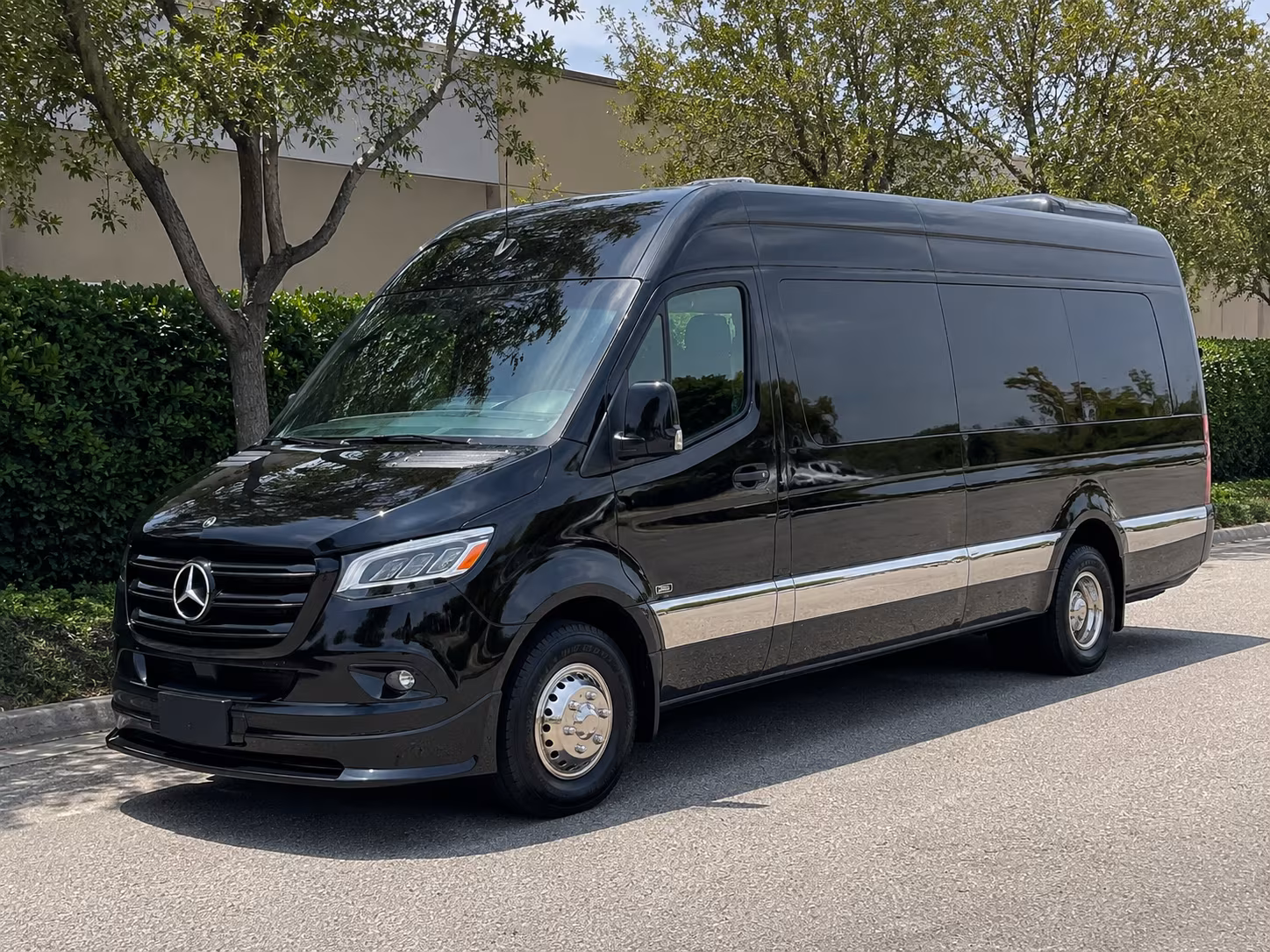 Lakewood Airport Shuttles & Transportation