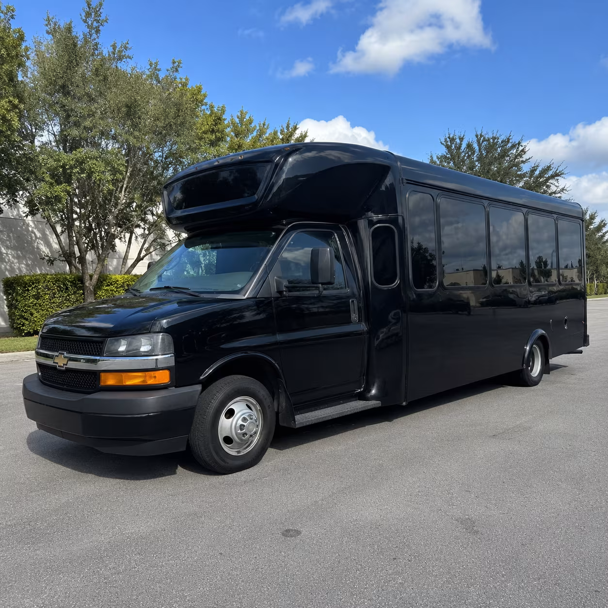 Lakewood Homecoming & Prom Party Bus Rentals