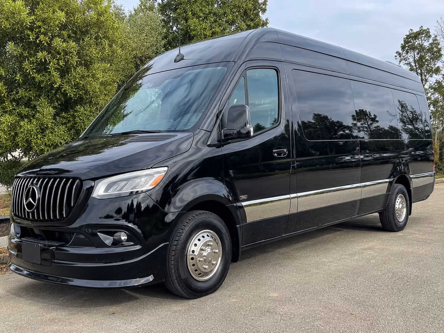 Long Beach Corporate Event Transportation